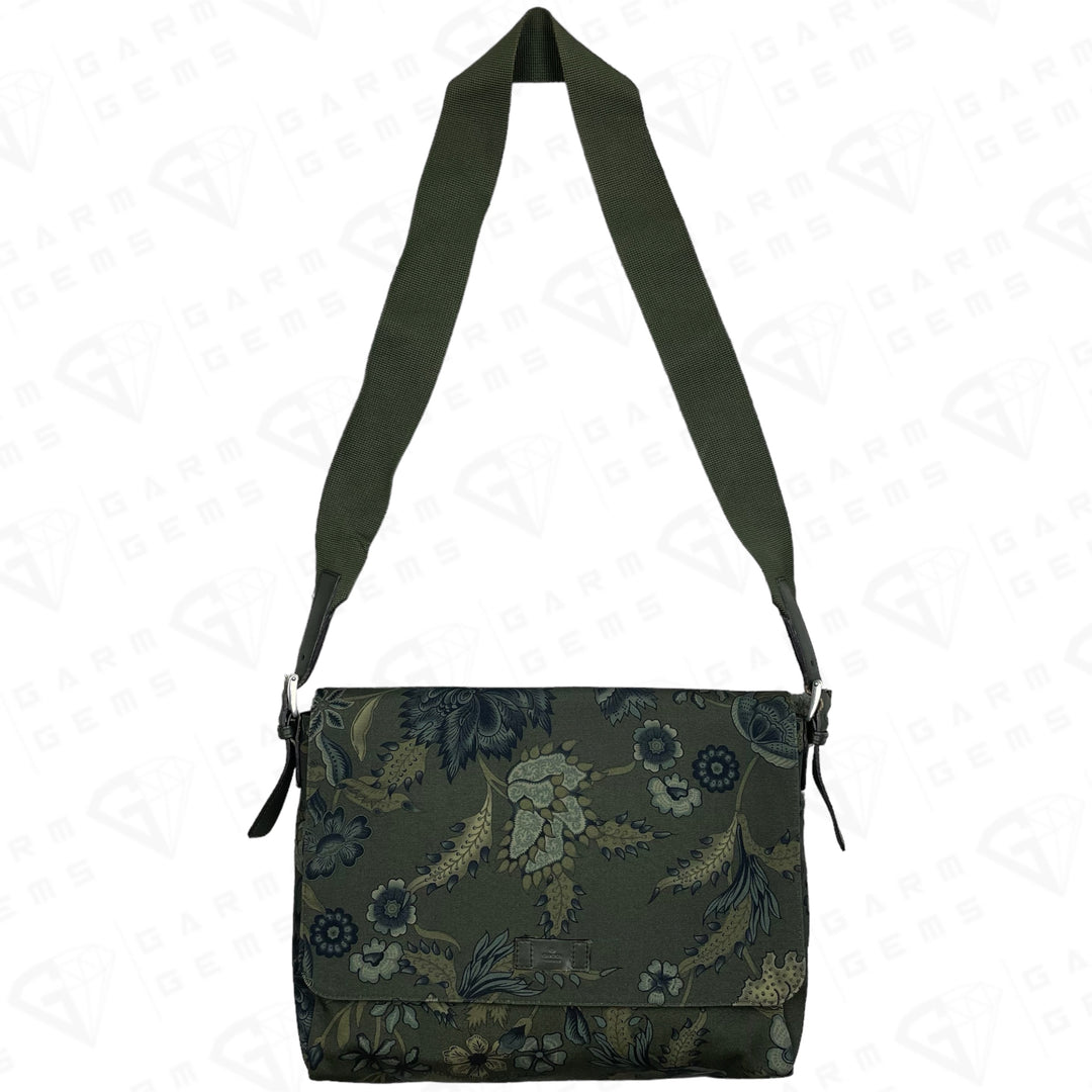 Gucci Floral Print Flap Crossbody Messenger Bag GarmGems